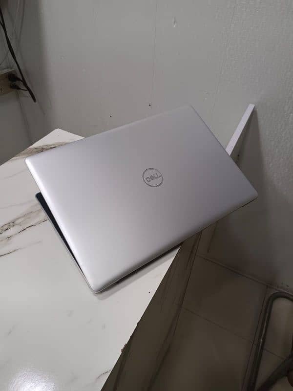 Dell 10th Generation Core i3 8GB RAM 128GB SSD With 1TB HHD 15,6 LED 3