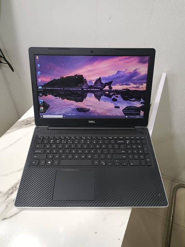 Dell 10th Generation Core i3 8GB RAM 128GB SSD With 1TB HHD 15,6 LED 11