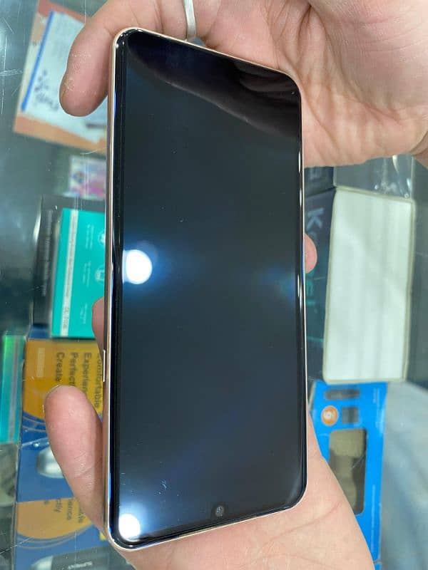 LG V60 for urgent sell 4