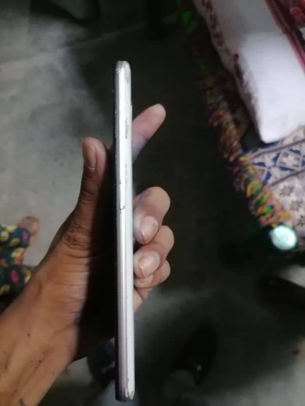 oppo a 5 2020 pta proved 4/64.  with box and charger 03706158054 2