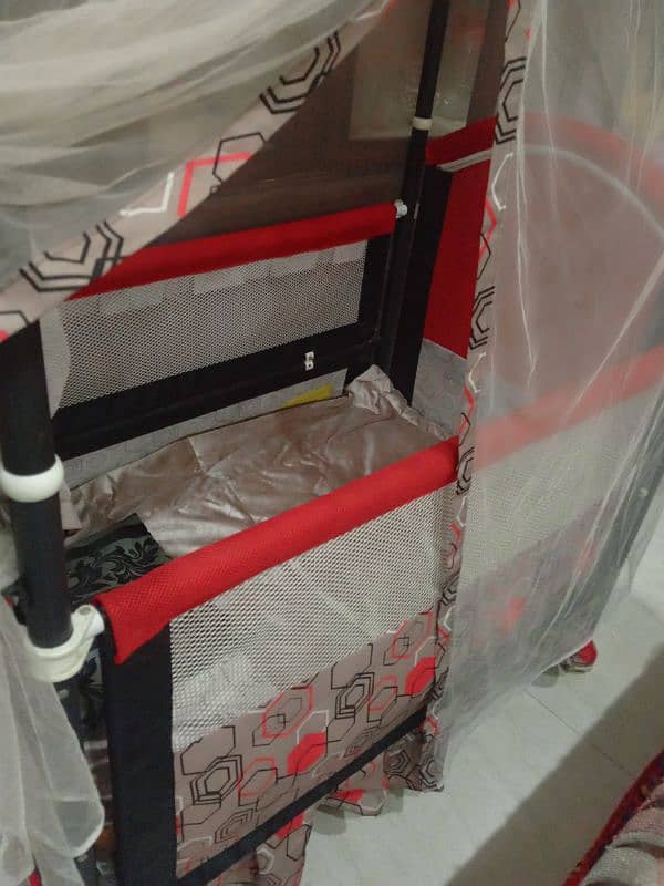 3 in 1 jhola  bed pram 11