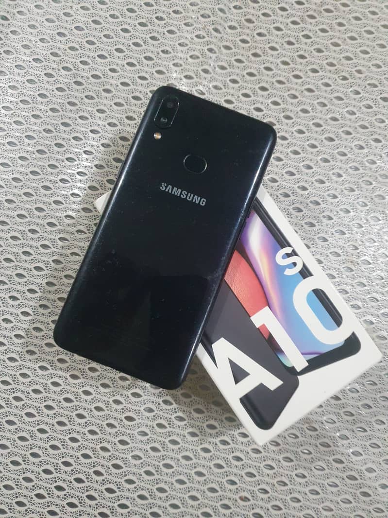 Samsung A10s 2/32 with Box 1