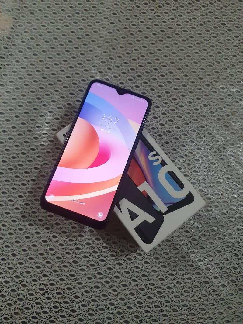 Samsung A10s 2/32 with Box 2