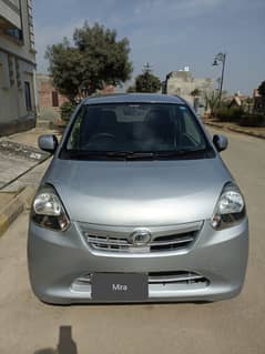 Daihatsu Mira 2011