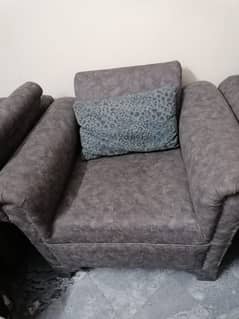 5 seater sofa brand new condition