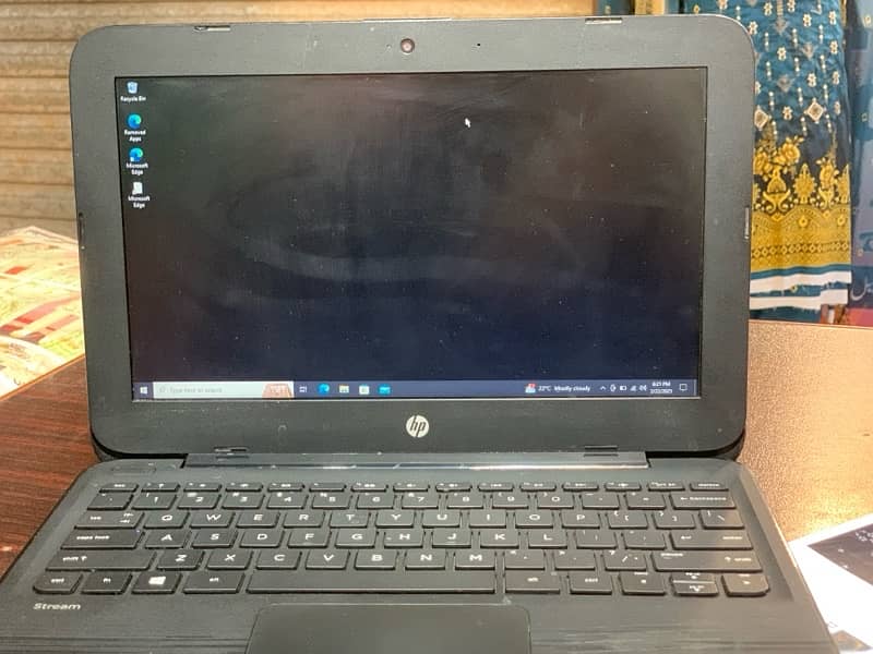 lap top hp 56 gb memroy 1