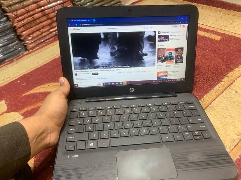 lap top hp 56 gb memroy 4