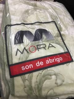 Mora blanket