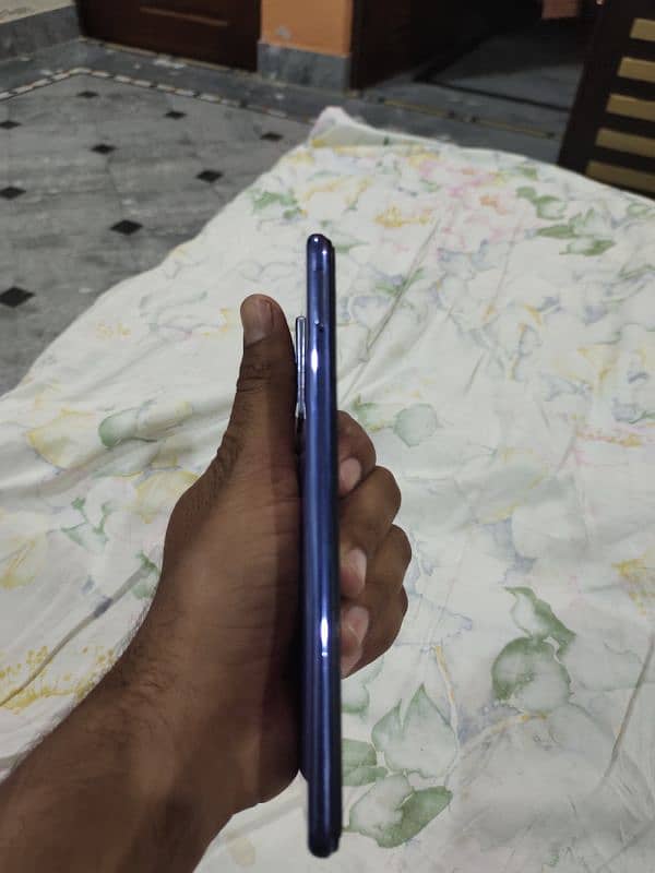 Vivo v21e 10/10 3