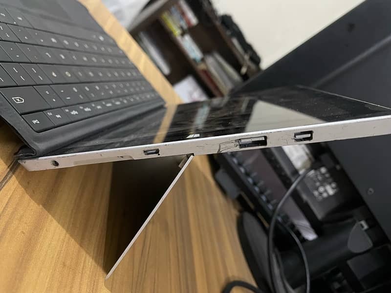 Microsoft Surface 3 10/10 Condition 3