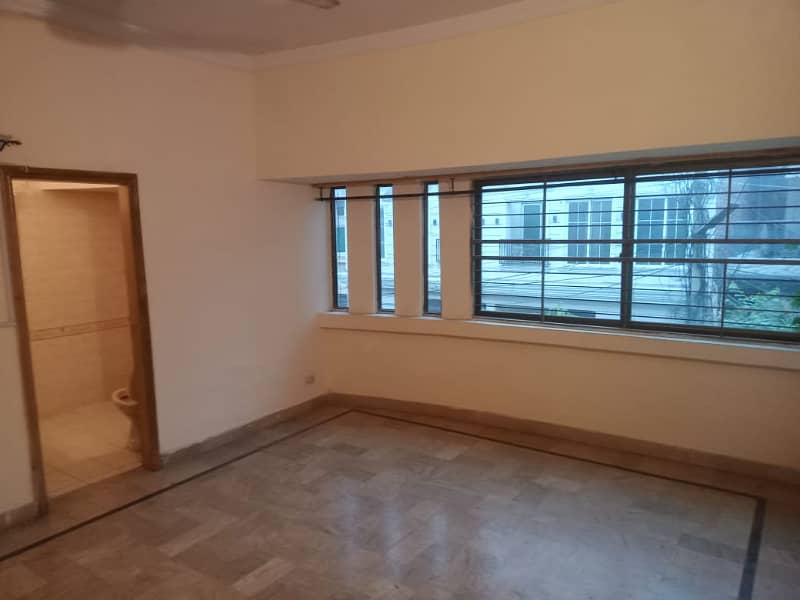 10 Marla Upper Portion Available For Rent (DHA Main Boulevard Approach) 2