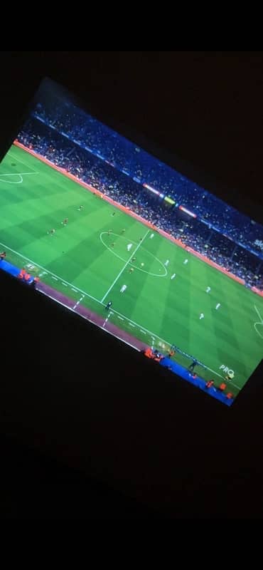 P30 Pro-White Smart Android 4K Portable Projector 11