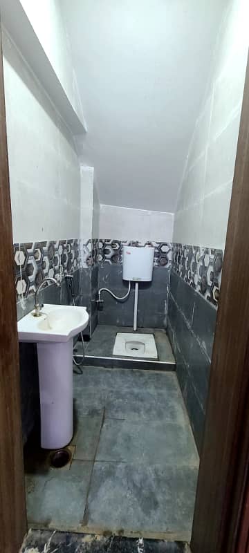 5 marla full for sale in AL-Kabir town lahore 3