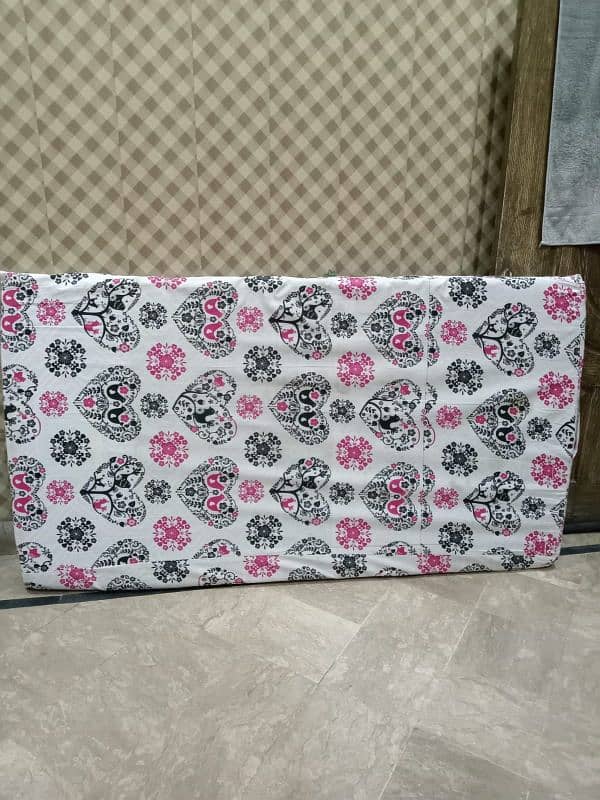 2 nos single mattress 3