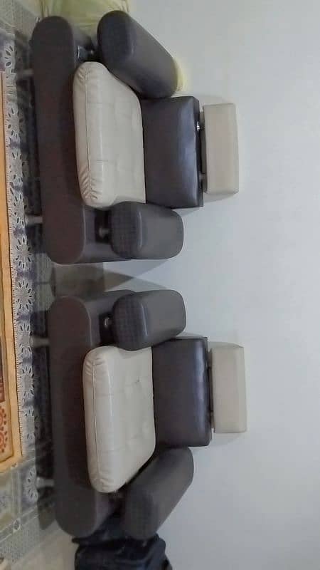 5 seater sofa set urgent sell 0