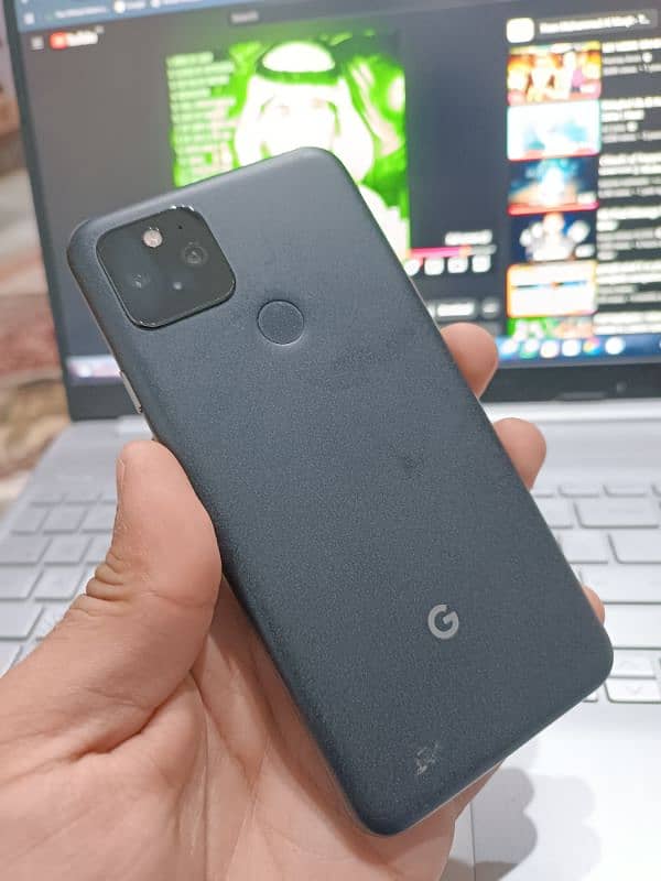 Google pixel 5 panel damaged 1