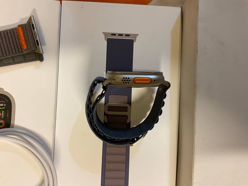 APPLE WATCH ULTRA 2 3