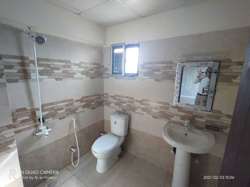 FLAT FOR SALE IN BLOCK G NORTH NAZIMABAD KARACHI 7