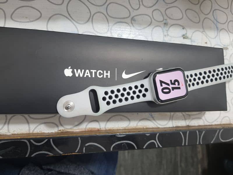 apple watch Se 1st gen nike edition 1