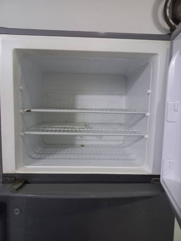 Electrolux Refrigerator 7