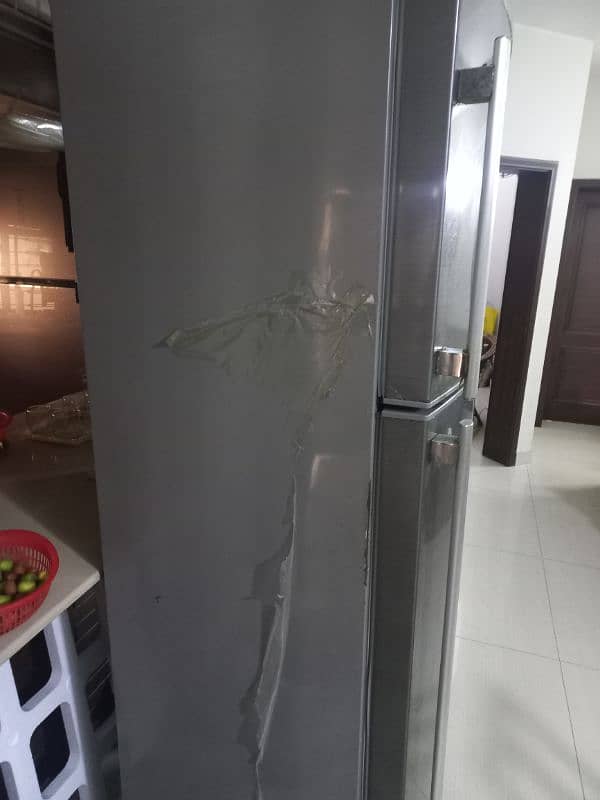 Electrolux Refrigerator 11