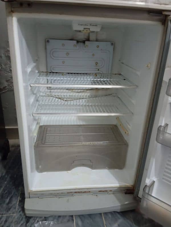 DAWLENCE REFRIGERATOR FOR SALE!!! 1