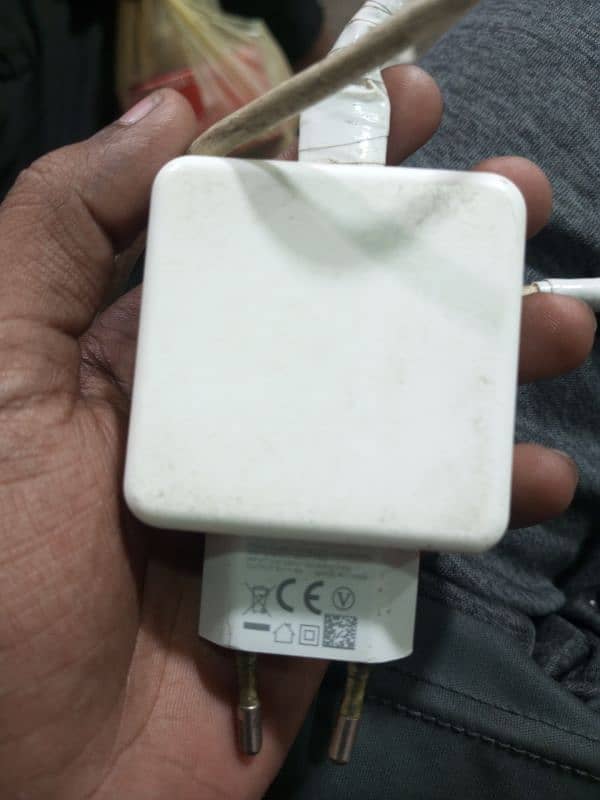 Oppo Super Vooc original Charger 0