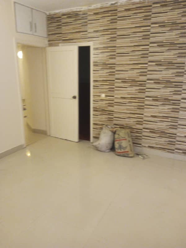 4 Bed fully Renovated apartment for rent 0