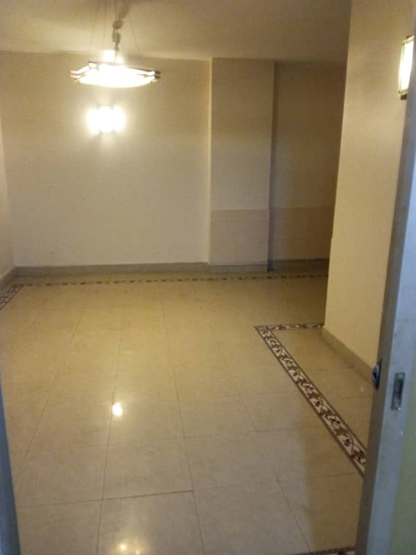 4 Bed fully Renovated apartment for rent 12