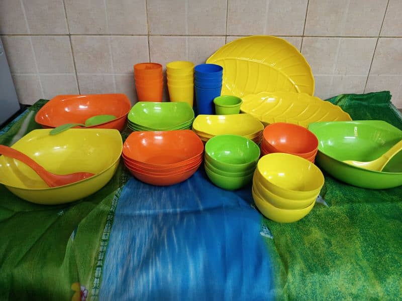 colourful crockery set for kids n teens party 0