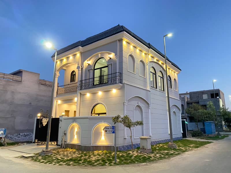 5 Marla Corner Designer House Available For Sale In Royal Orchard Multan 1