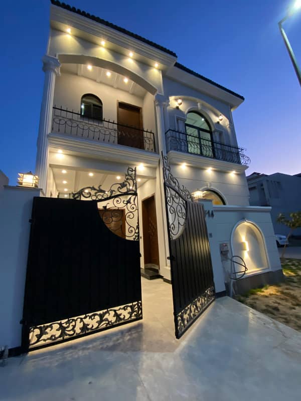 5 Marla Corner Designer House Available For Sale In Royal Orchard Multan 2