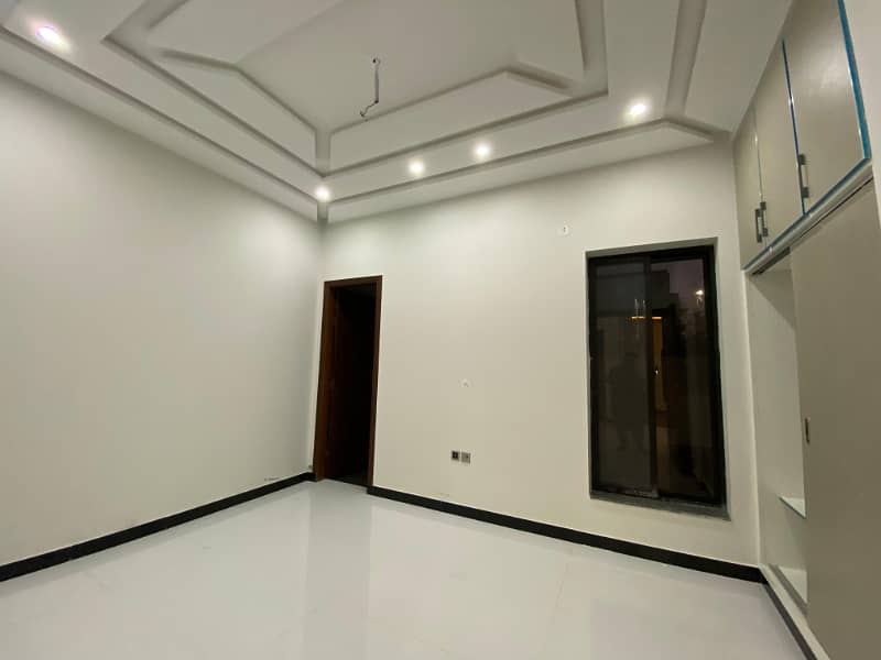 5 Marla Corner Designer House Available For Sale In Royal Orchard Multan 8