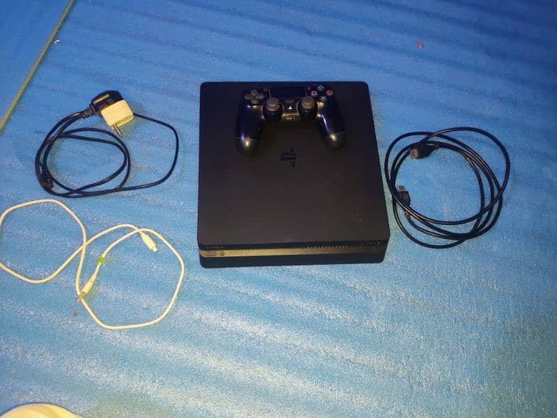 PS4 slim jailbreak 11.0 500GB 3