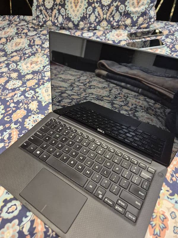 Dell XPS 13 9350 Brand New Condition 3