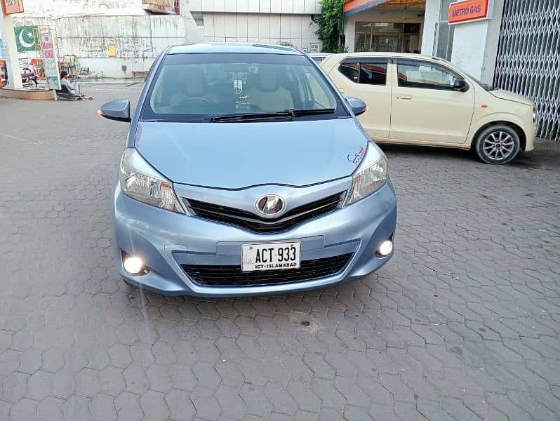 Toyota Vitz 2014 3