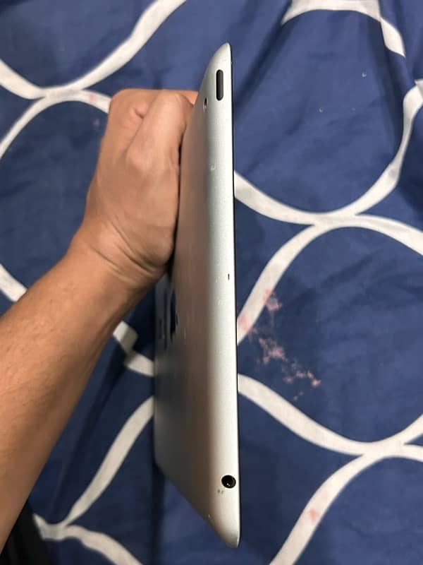 iPad 16GB 4