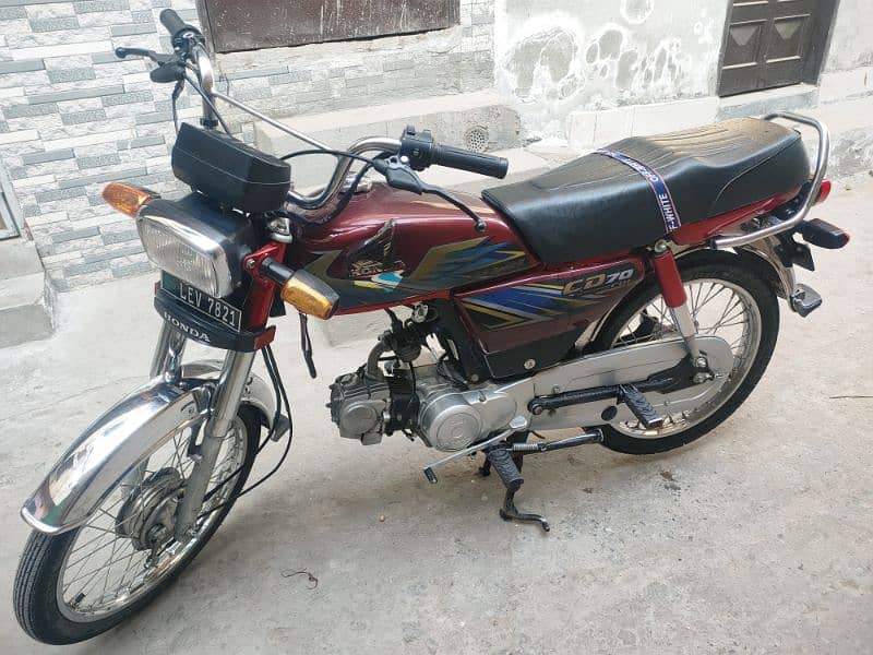 Honda CD 70 4