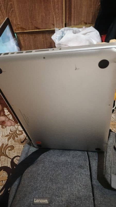 Apple MAC Book Pro 15 Inch Early 2011 4