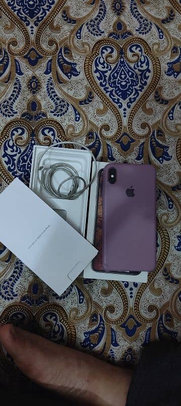 APPLE IPHONE XS MAX FACTORY UNLOCK 64GB WITH BOX NON PTA 86 HEALTH 10