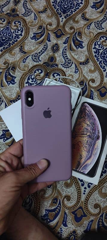 APPLE IPHONE XS MAX FACTORY UNLOCK 64GB WITH BOX NON PTA 86 HEALTH 11