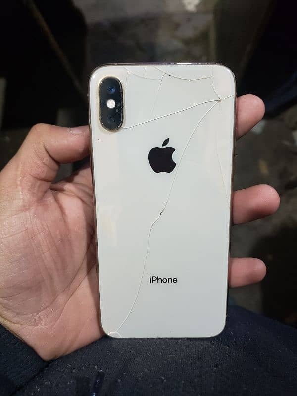 Iphone xs non pta 64 Gb what app 03291185344 2