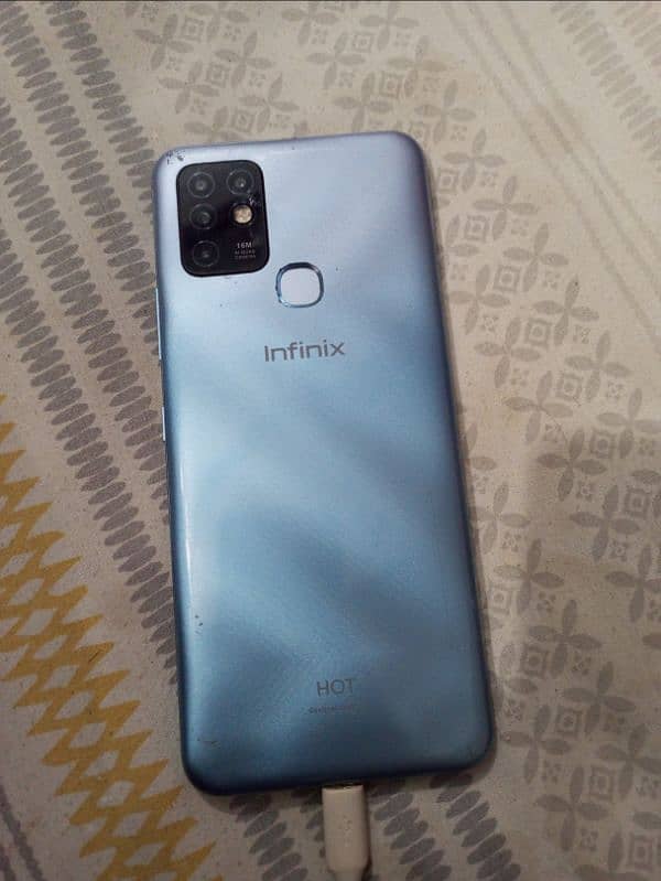 INFINIX HOT 10 2