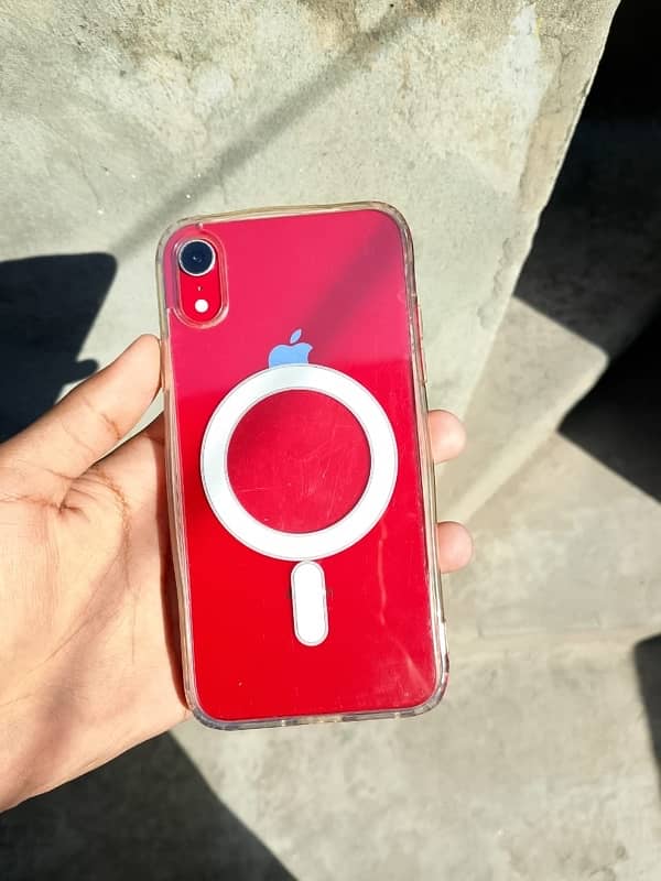 iphone xr 64gb dual sim jv for sell need cash 1