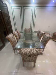 Dining table for sale