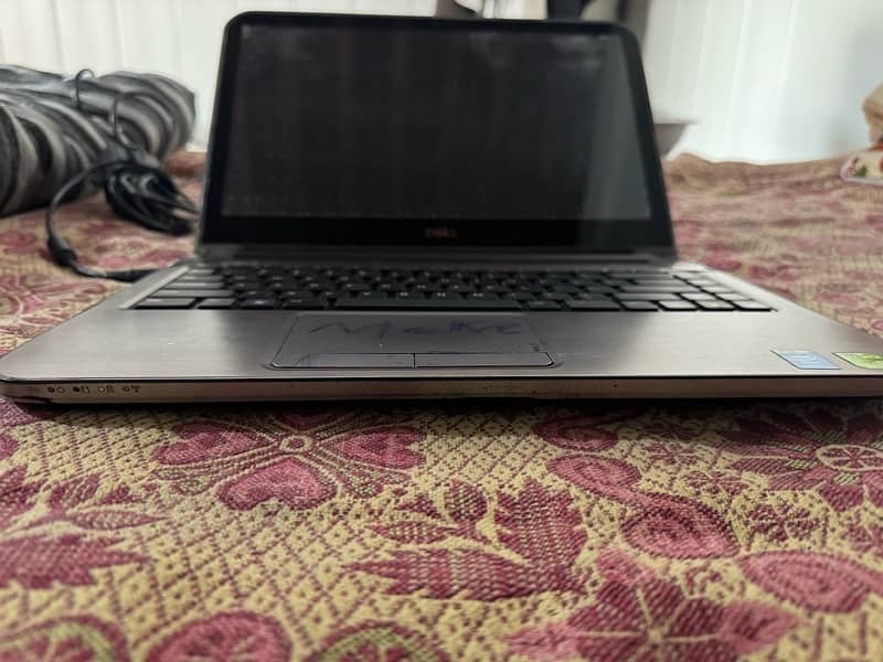 Dell Laptop 4