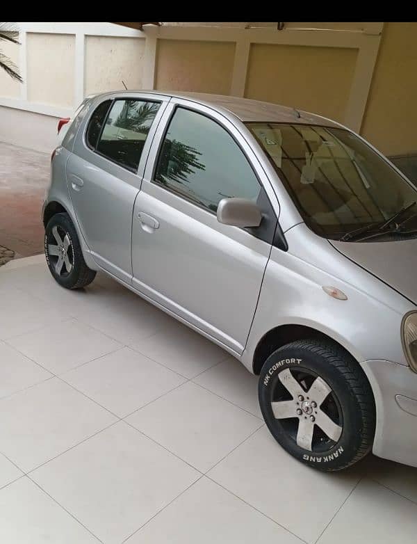 Toyota Vitz 2003 3