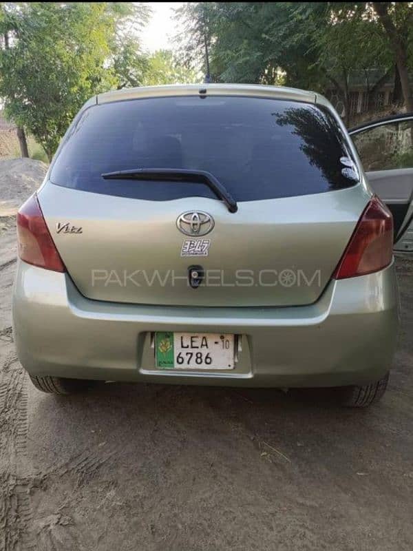 Toyota Vitz 2006 in best condition for urgent sale 1