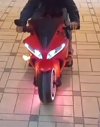 kids bike hy red color batry wali full speed full light Bluetooth key 1