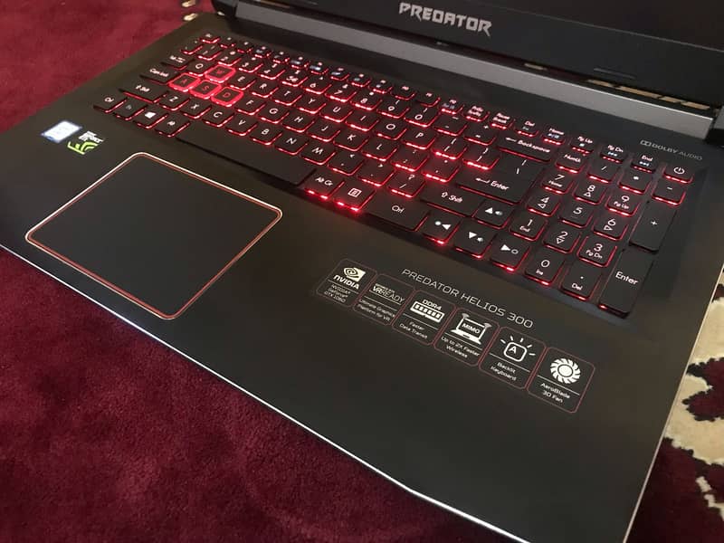 Acer Predator Helios 300 i7 7700HQ, GTX 1060 6GB Gaming Laptop 1